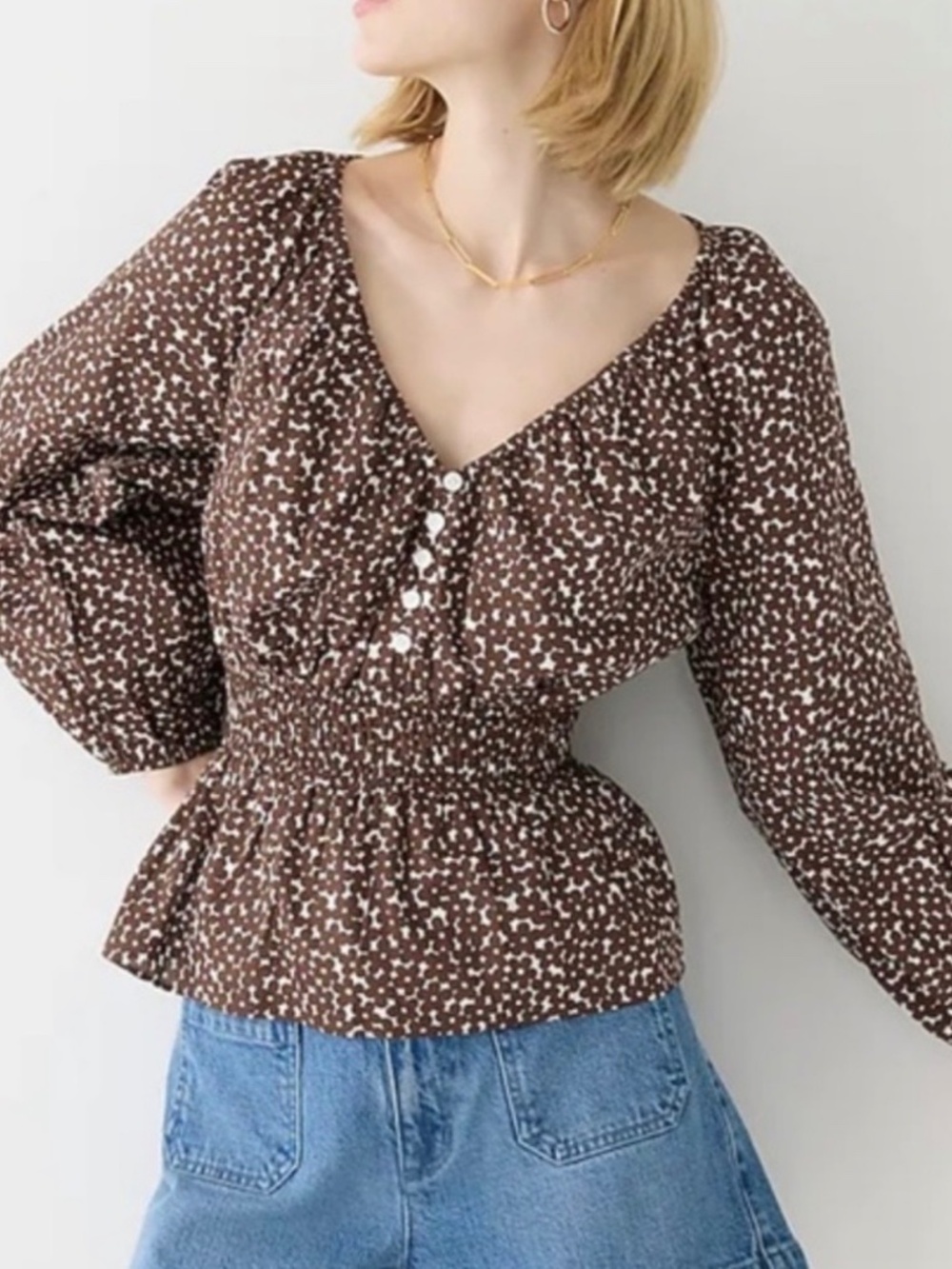 J. Crew V-neck smocked waist top in mocha floral (size XS)